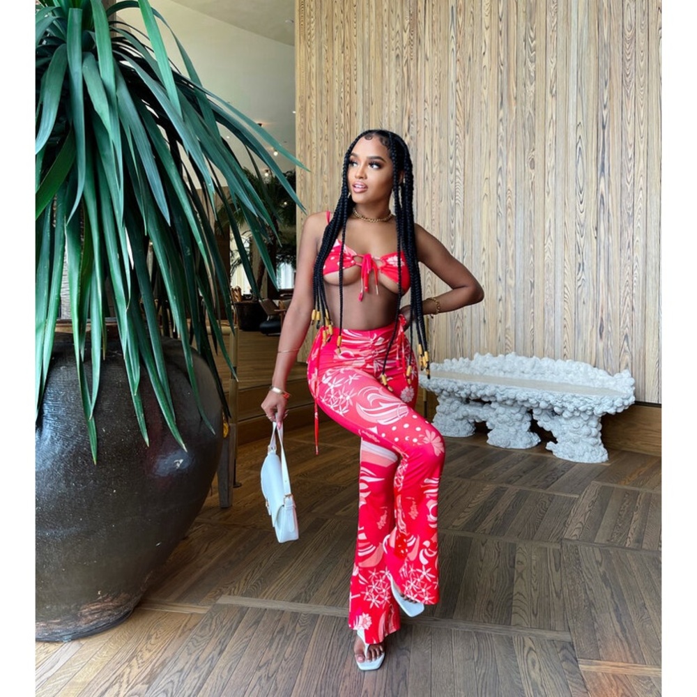 2 piece set.